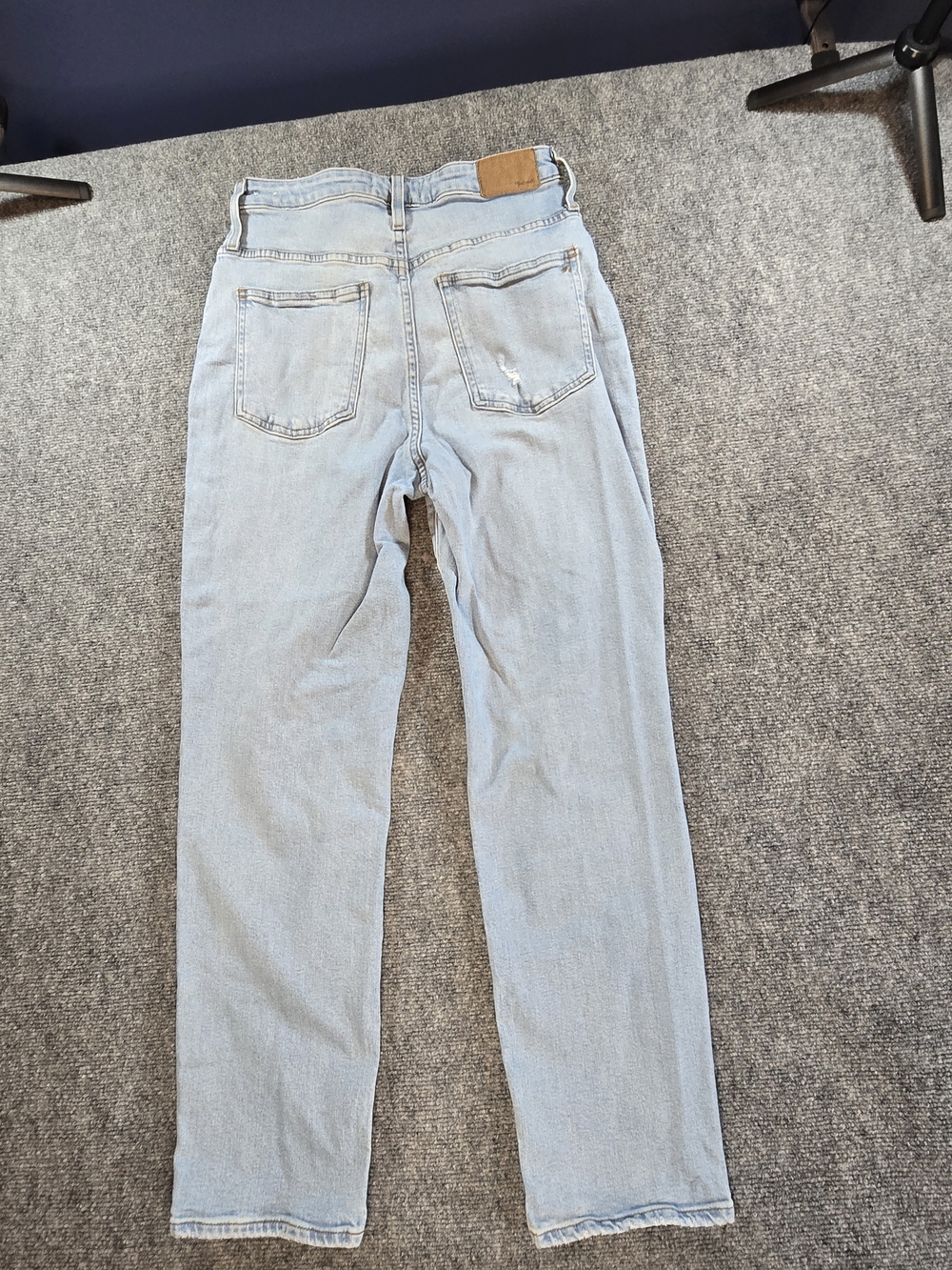 Madewell Curvy Perfect Vintage Straight Jeans Womens 30 Distressed Light Wash - Picture 7 of 7